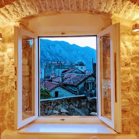 Romantic Rooftop View Hideaway- Old Town Nr 404 Kotor Luaran gambar