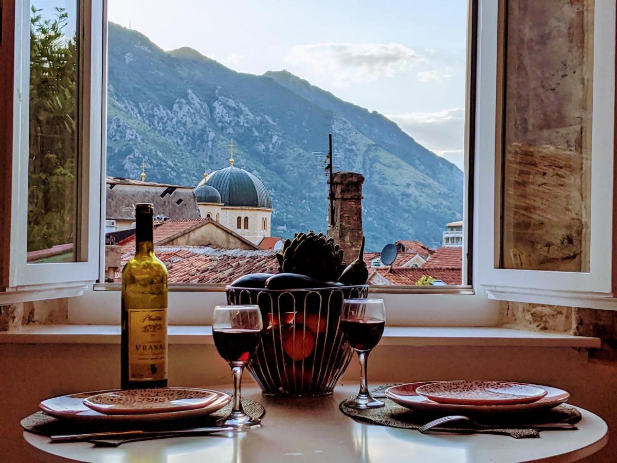 Romantic Rooftop View Hideaway- Old Town Nr 404 Kotor Luaran gambar