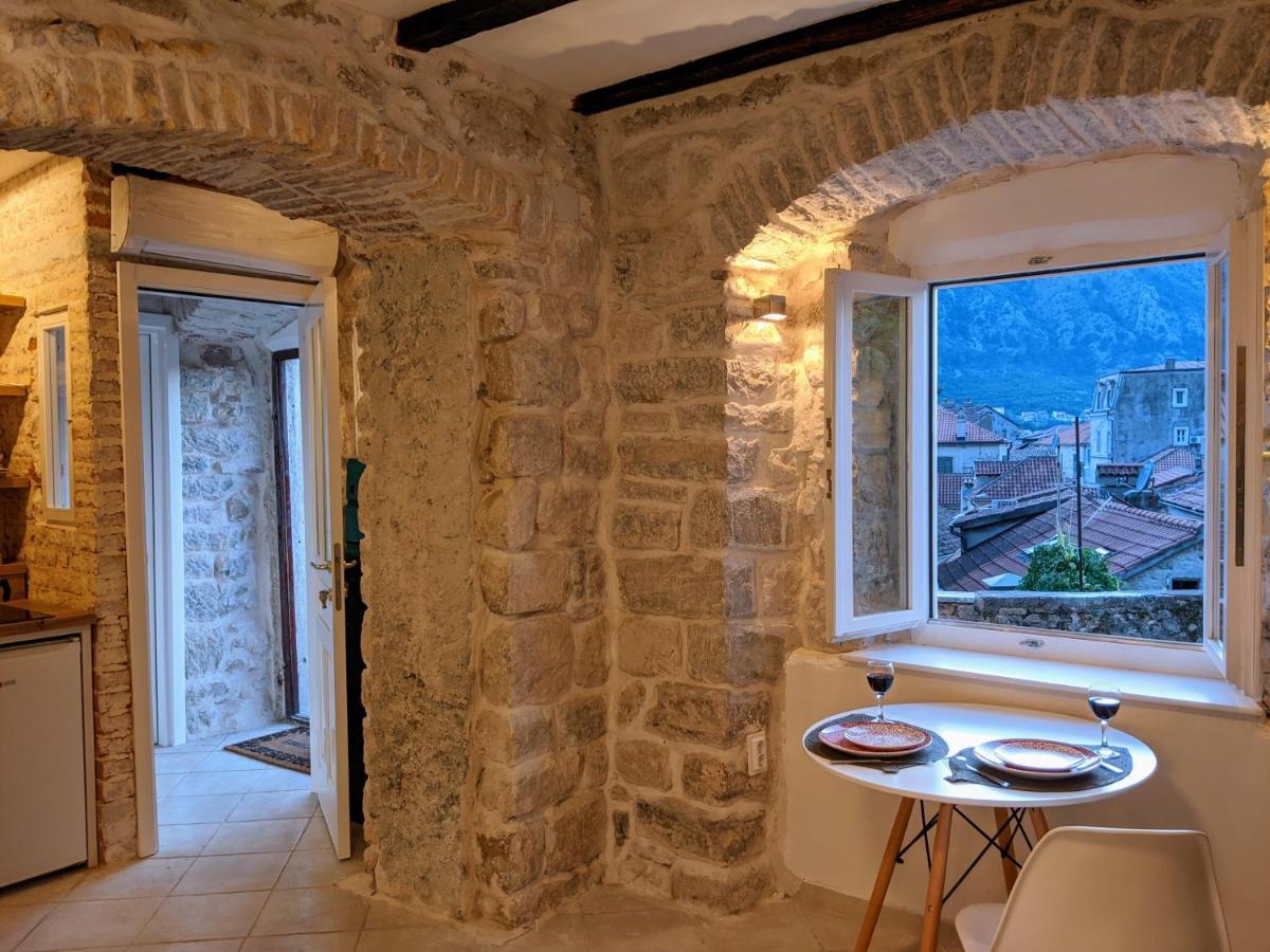 Romantic Rooftop View Hideaway- Old Town Nr 404 Kotor Luaran gambar