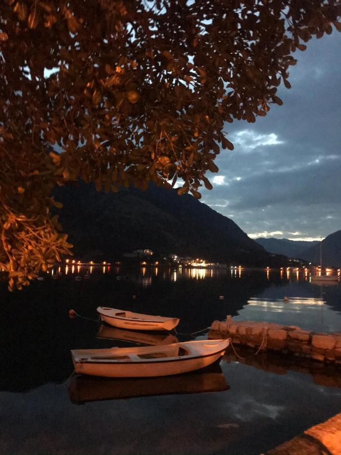 Romantic Rooftop View Hideaway- Old Town Nr 404 Kotor Luaran gambar