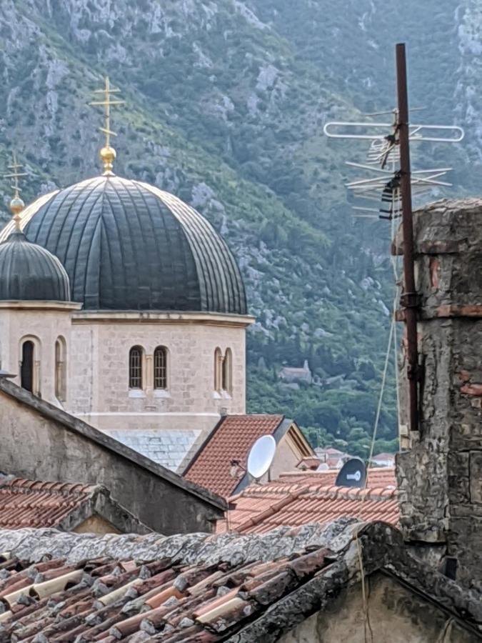 Romantic Rooftop View Hideaway- Old Town Nr 404 Kotor Luaran gambar
